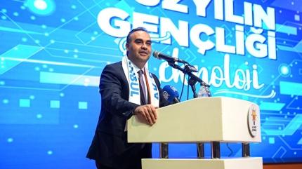 '�n�m�zde �ok b�y�k hedefler var' diyerek duyurdu! Bakan Kac�r: T�rkiye'nin lider �lke olmas�ndan s�z ediyoruz