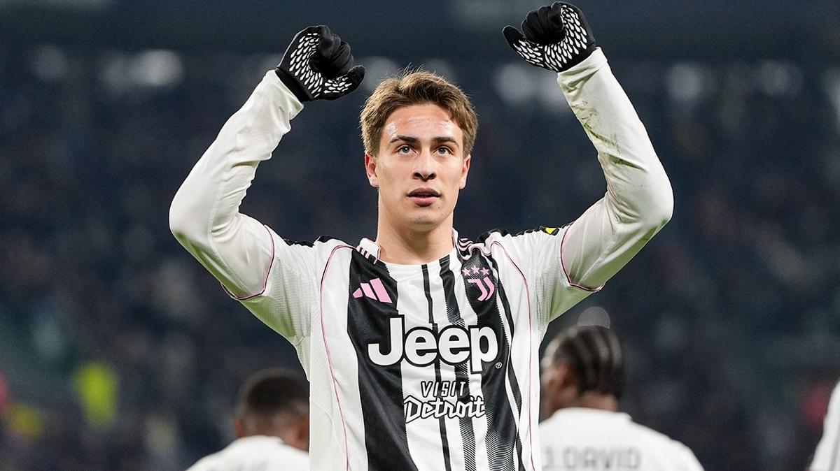 juventus kenan y�ld�z futbol foto�raflar� resimleri