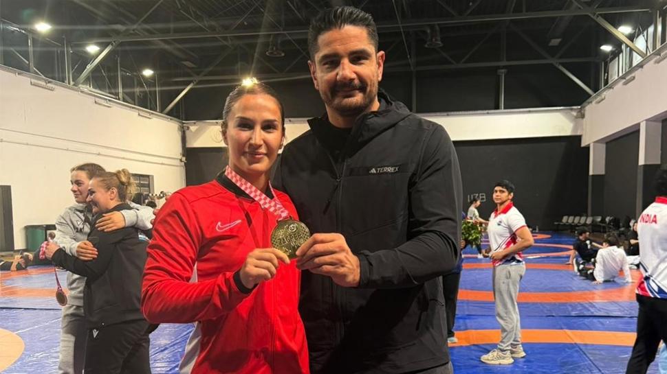 Zagreb'de zafer! Buse Tosun �avu�o�lu'dan alt�n madalya