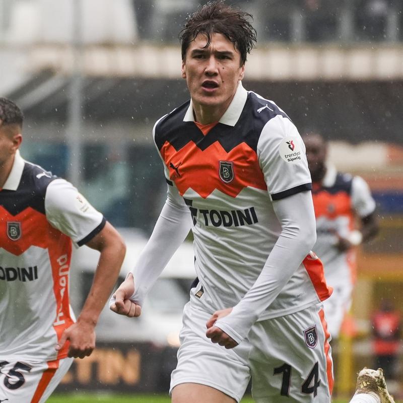 Ba�ak�ehir'in bile�i b�k�lm�yor