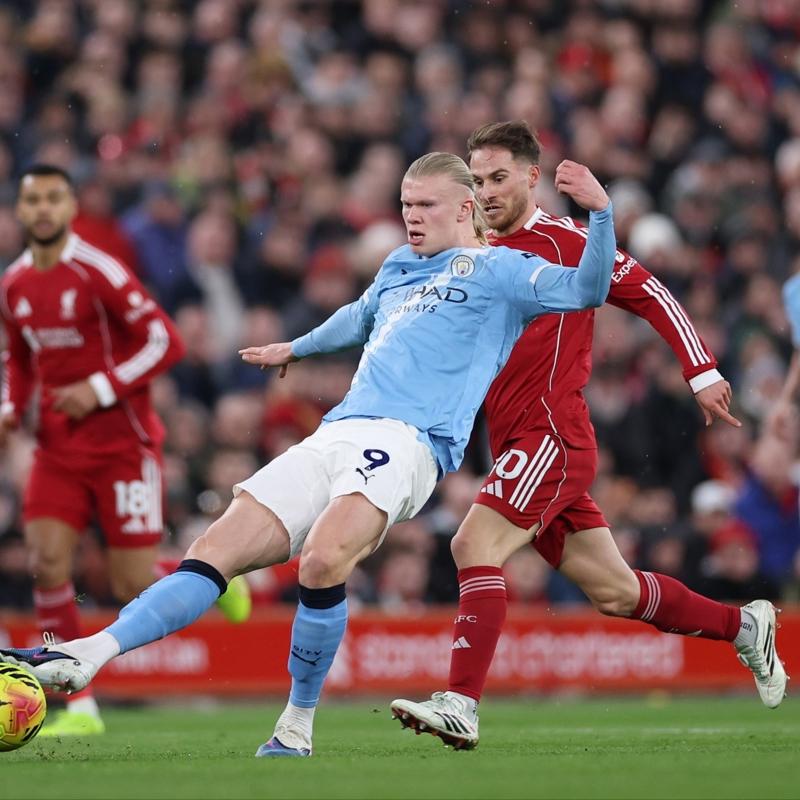 Dev ma�ta Manchester City, Liverpool'u devirdi