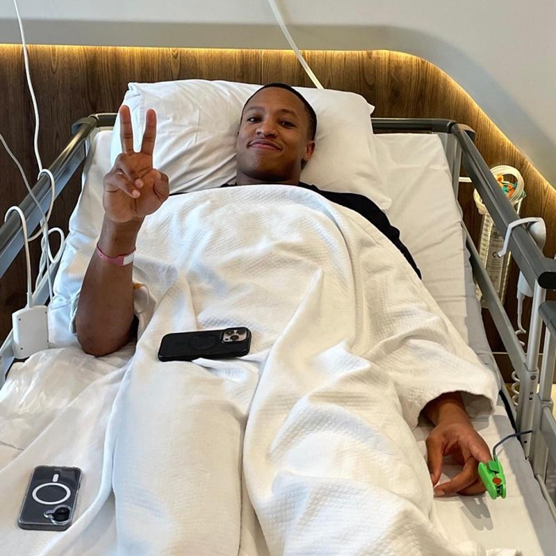 Fenerbah�e Beko'da Devon Hall, ameliyat oldu