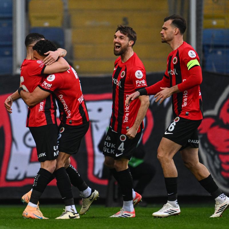 Gen�lerbirli�i, Fenerbah�e'ye konuk olacak