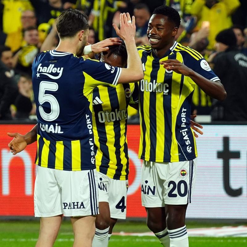 Fenerbah�e'nin konu�u Gen�lerbirli�i! ��te muhtemel 11'ler...