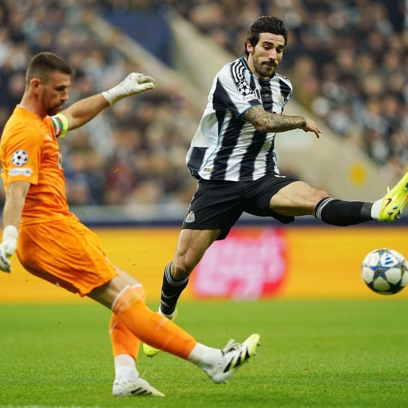 Manchester United'da hedef Sandro Tonali