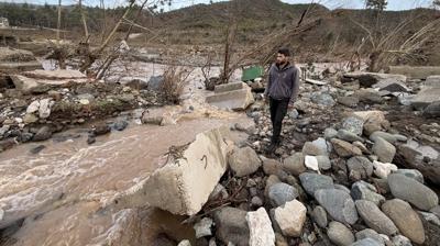 Onlarca k�y� birbirine ba�layan k�pr� y�k�ld�: Suriye'de ba�lant�lar kesildi