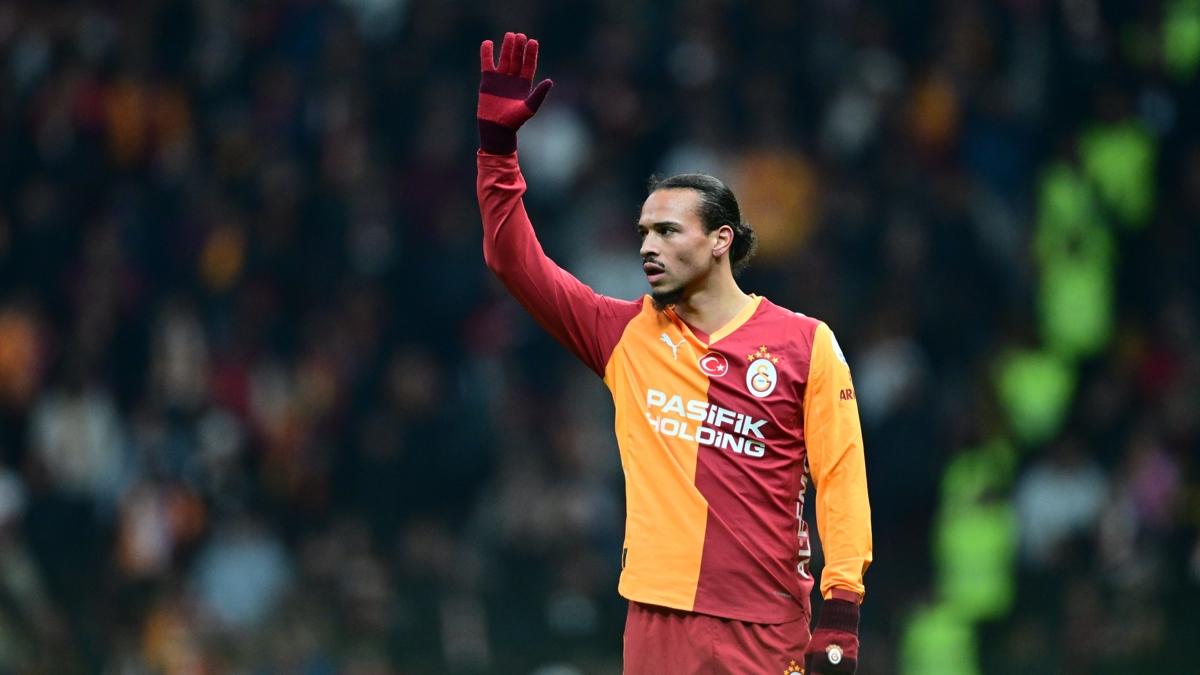Galatasaray Leroy Sane Forma foto�raflar� resimleri