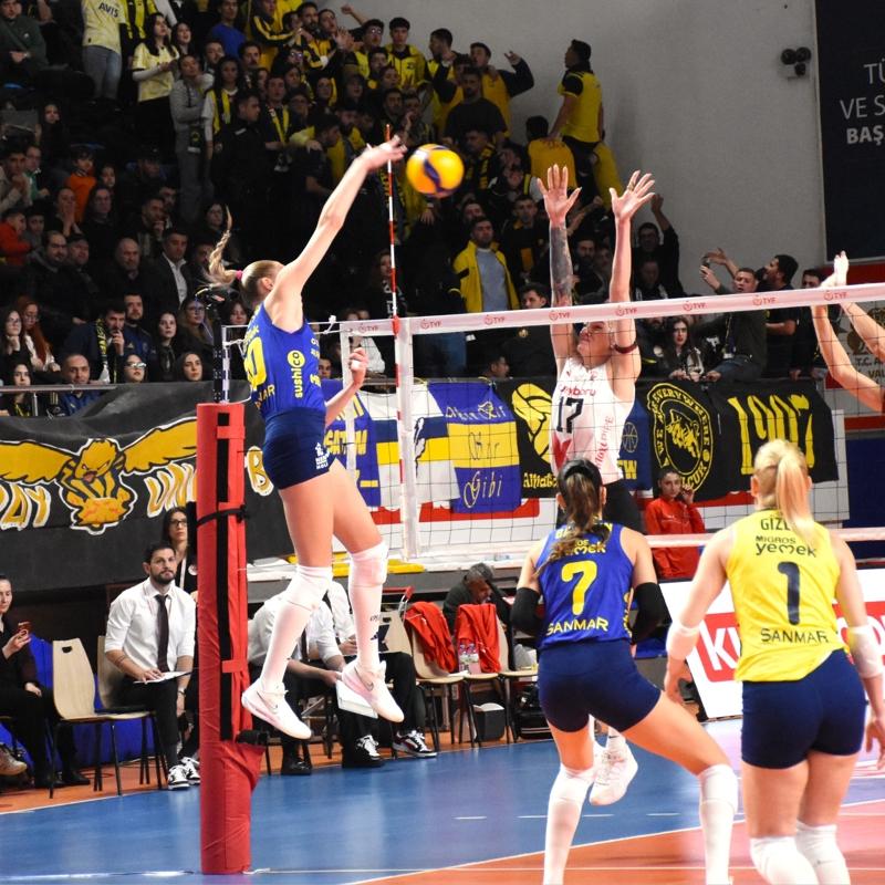 Fenerbah�e Medicana deplasmanda kazand�