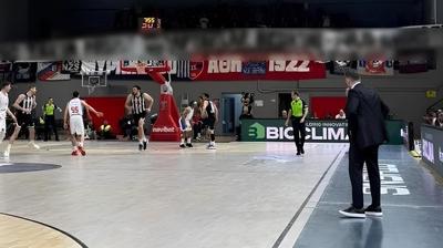 Be�ikta��Panionios ma��nda skandal pankart!