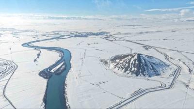 Mu� Piramidi k�� manzaras�yla g�renleri hayran b�rakt�