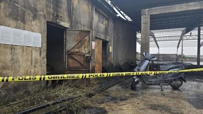 Turgutlu'da s�r �l�m: Elektrik trafosu binas�nda ceset bulundu