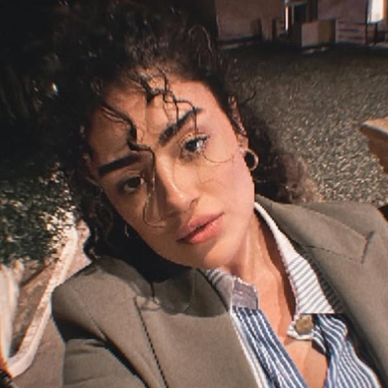 �D�nyam de�i�ti' diyerek a��klad�! Hayrete d���rd�