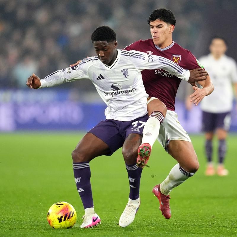 Manchester United 1 puan� son dakikada kurtard�