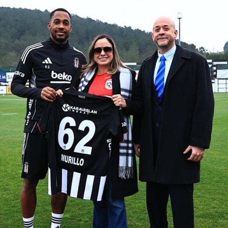 Panama'n�n Ankara B�y�kel�isi Gianotti'den Be�ikta�'a ziyaret