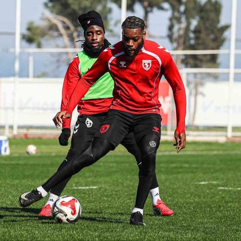 Samsunspor'da Antalyaspor mesaisi s�r�yor
