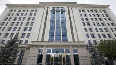 AK Parti'de 2028 haz�rl���: Kad�n Kollar�'ndan strateji mesaj�