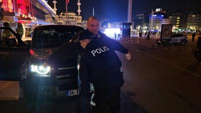 �stanbul'da polis ablukas�: 1109 ki�i g�zalt�na al�nd�
