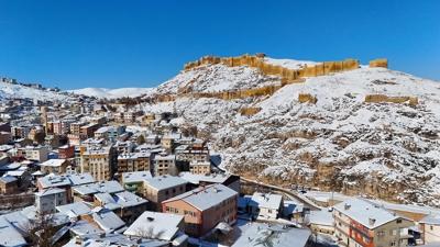 Y�zy�ll�k s�r: Bayburt Kalesi'nin anahtar� nerede?