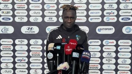 Kocaelispor'un �ngiliz forveti Agyei: Gol ya da asist olarak �ift haneye ula�mak istiyorum