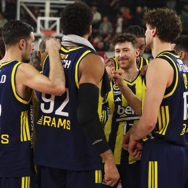 Fenerbah�e Beko deplasmanda Panathinaikos ile kar��la�acak