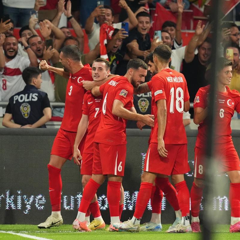 Fransa Futbol Federasyonu: T�rkiye ma��nda stad�m�zda �ok say�da T�rk taraftar yer alacak