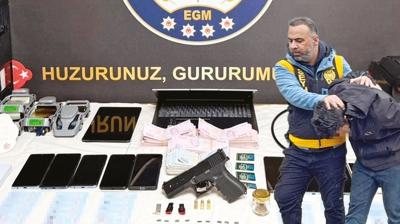 Dubl�rl� sahte kimlik �etesi... Kod ad� �Firavun' ve �Profes�r'