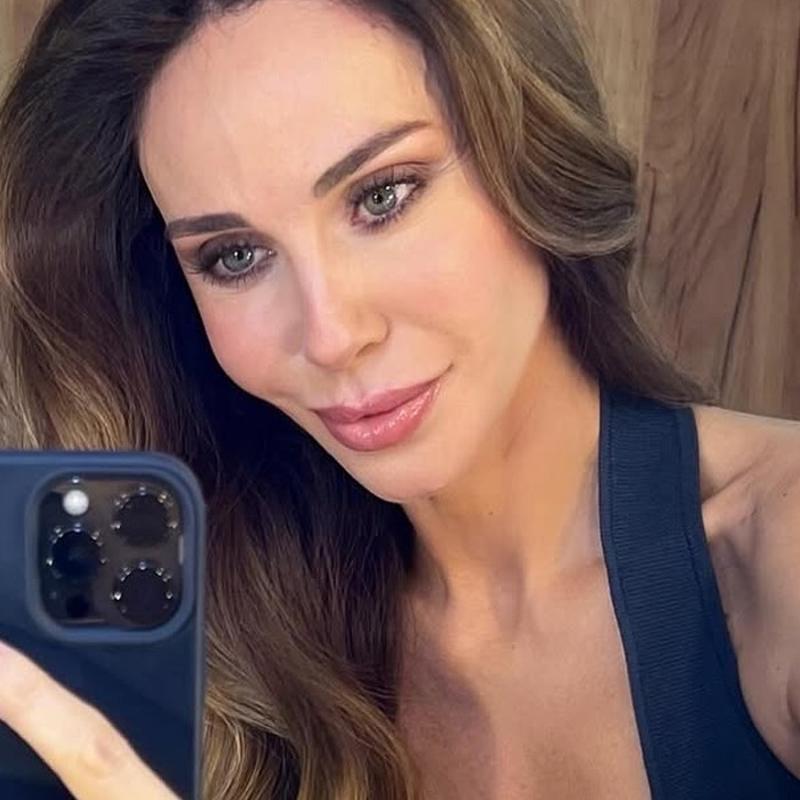 Babas�yla ilgili bomba itiraf! �Abilerim eziyetini �ekti'