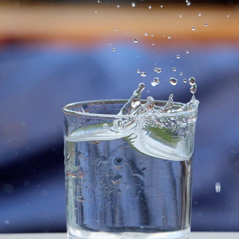 Sabahlar� 2 bardak su i�erseniz ne olur?