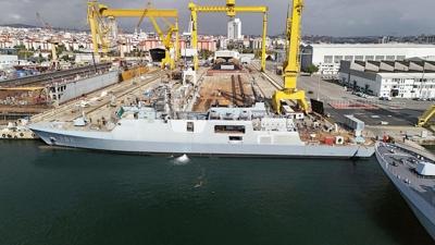 �Askeri gemiler sat�l�yor' �ddias� yalan