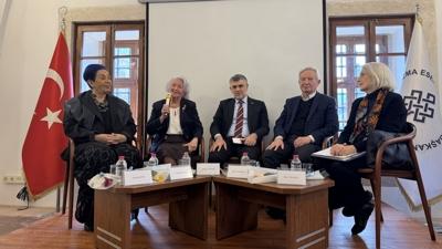 Be�ir Ayvazo�lu, �S�heyl �nver, ger�ek manada bir muhaf�zd�r�