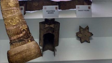 Osmaniye'de tarihi operasyon! S�leyman m�hr� ve Tevrat yaz�t� bulundu