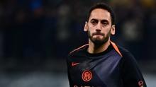 Inter'de Hakan �alhano�lu geri d�n�yor