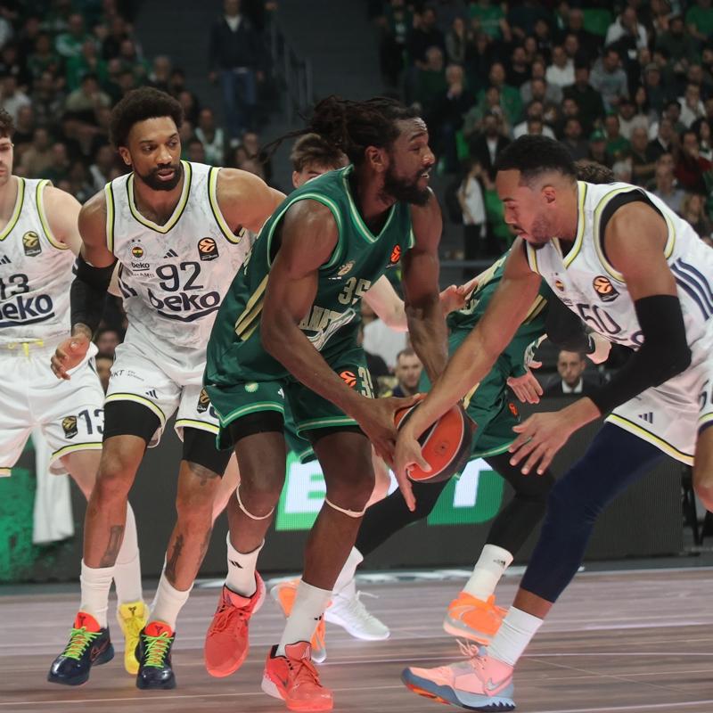 Avrupa basketbolunda b�y�k gurur! T�rk tak�mlar� zirvede