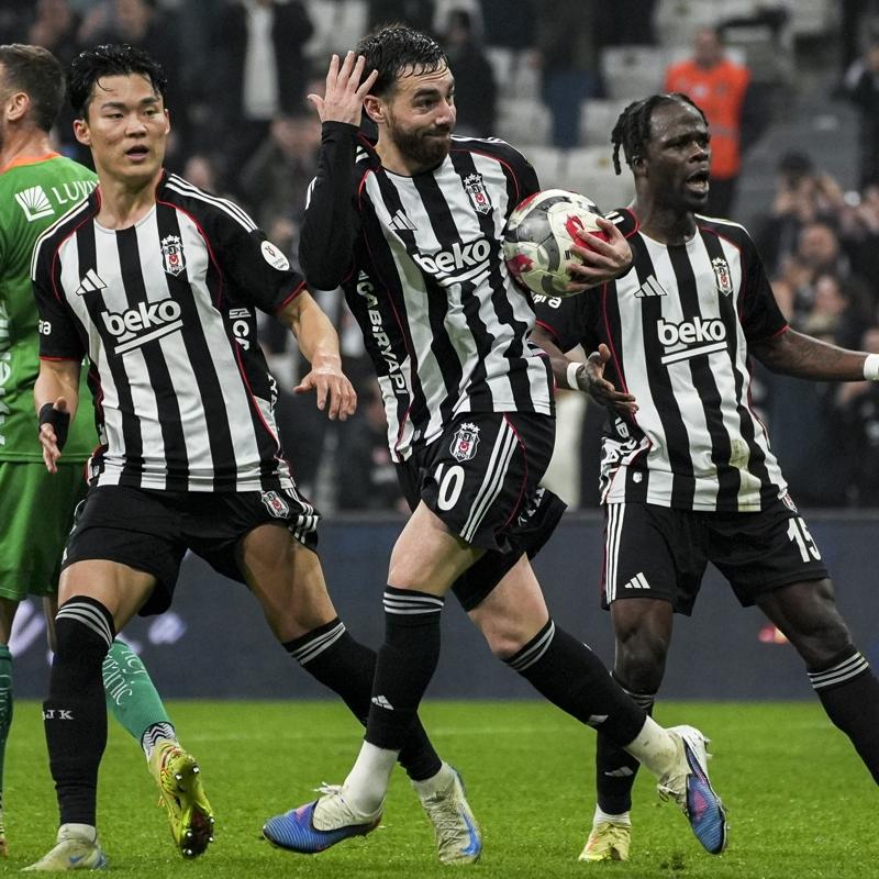 Be�ikta�'�n rakibi Ba�ak�ehir! Tek eksik var