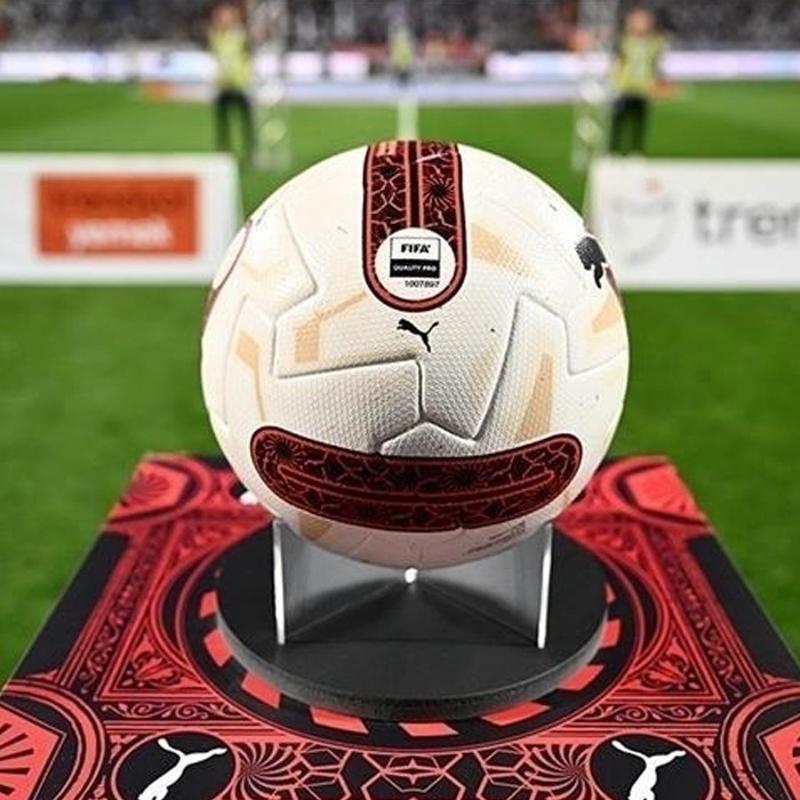 S�per Lig'de bir ayr�l�k daha! G�revine son verildi