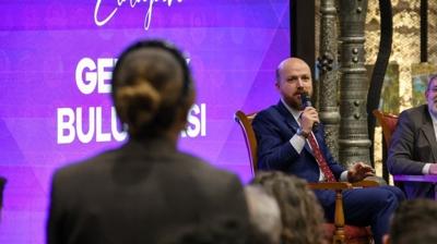 �D�n� unutmadan yar�na y�r�yece�iz'