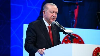 �niversiteleri mevzi gibi g�r�yorlar