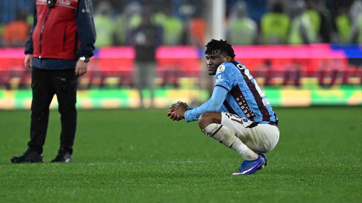 Chibuike Nwaiwu trabzonspor fenerbah�e foto�raflar� resimleri