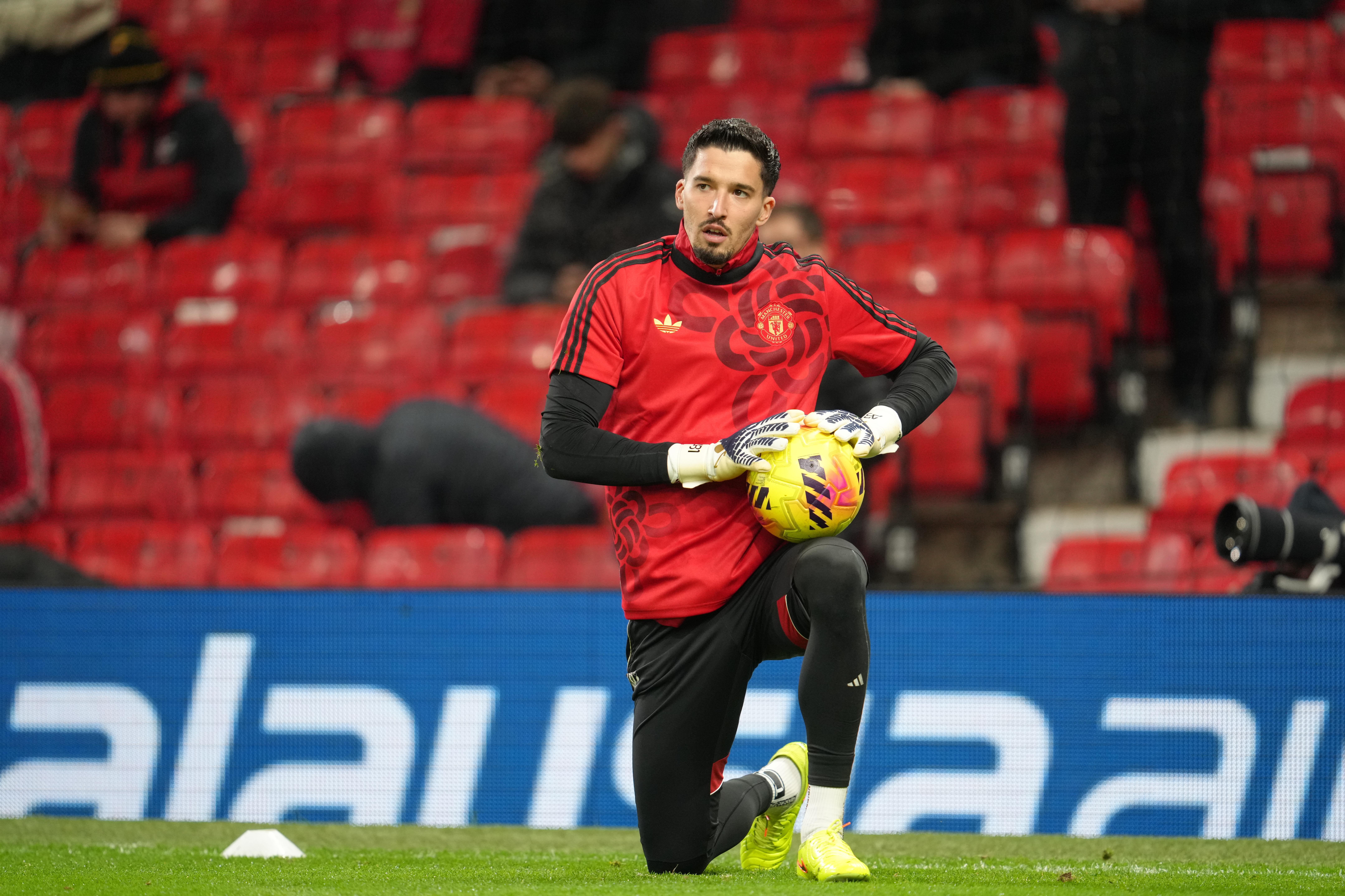 Yine yeniden Altay Bay�nd�r