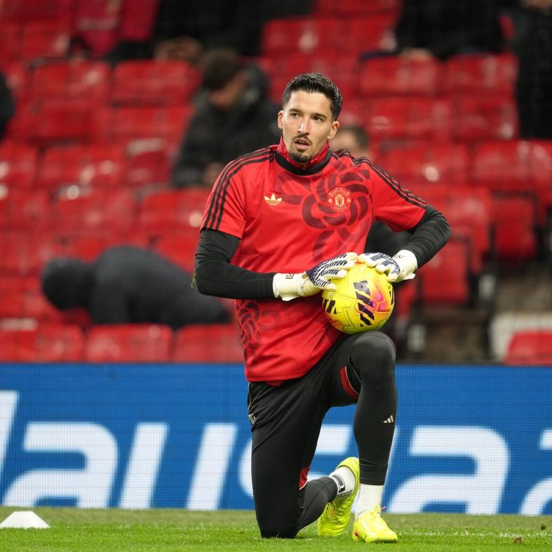 Yine yeniden Altay Bay�nd�r