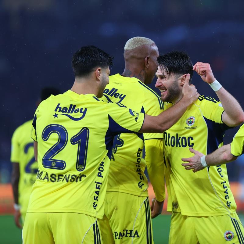 Fenerbah�e'de sezona damga vuran ikili: Asensio-Talisca