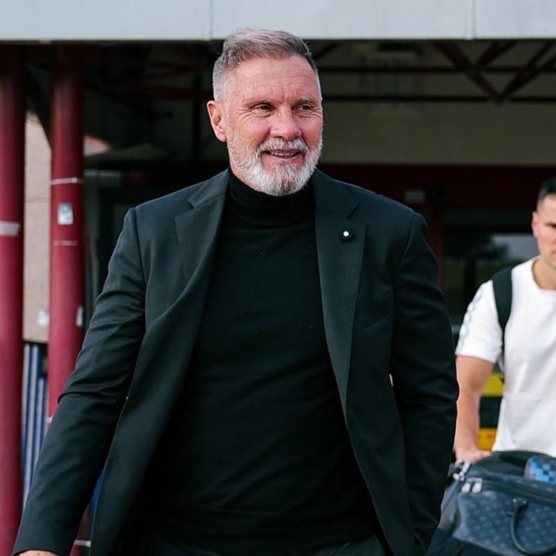 Samsunspor'un yeni hocas� Thorsten Fink, �ehre geldi