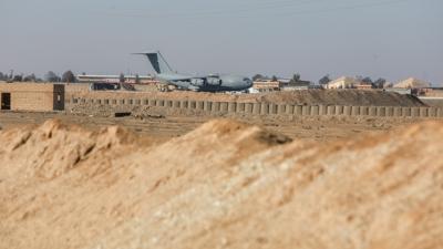 ABD bölgeden çekildi: Kritik üs Suriye ordusuna geçti