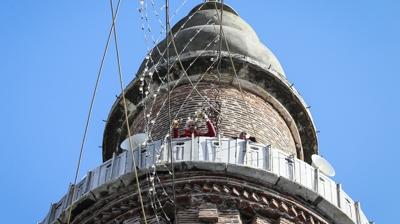 Bursa'da ramazan haz�rl���: Ulu Cami'ye 