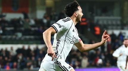 Mustafa Hekimo�lu, bu sezon ilk gol�nde 3 puan� getirdi