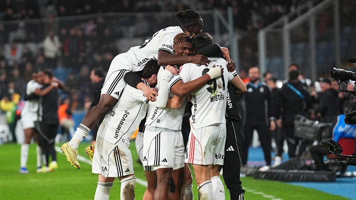 Mustafa Erhan Hekimo�lu be�ikta� ba�ak�ehir foto�raflar� resimleri