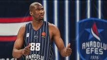 Anadolu Efes'te Kai Jones'un s�zle�mesi 2 y�l uzat�ld�
