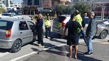 Kaza yapt�, �srarla polisi �a��rd�: Ehliyeti yetersiz ��kt�