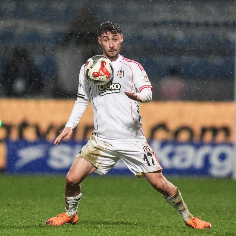 Kartal Kayra Y�lmaz'dan a��klama geldi! 'Fark�nda de�ildim'