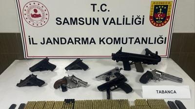 Evinden cephanelik ��kt�: 800 mermi ve 6 tabanca ele ge�irildi